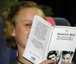Girl reading german